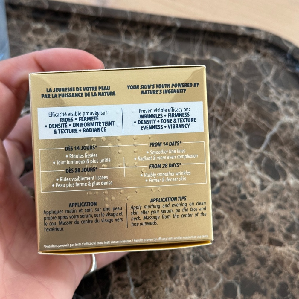 L'OCCITANE Immortelle Divine Cream and Micellar Water Set - Gold and Clear - Picture 8 of 8